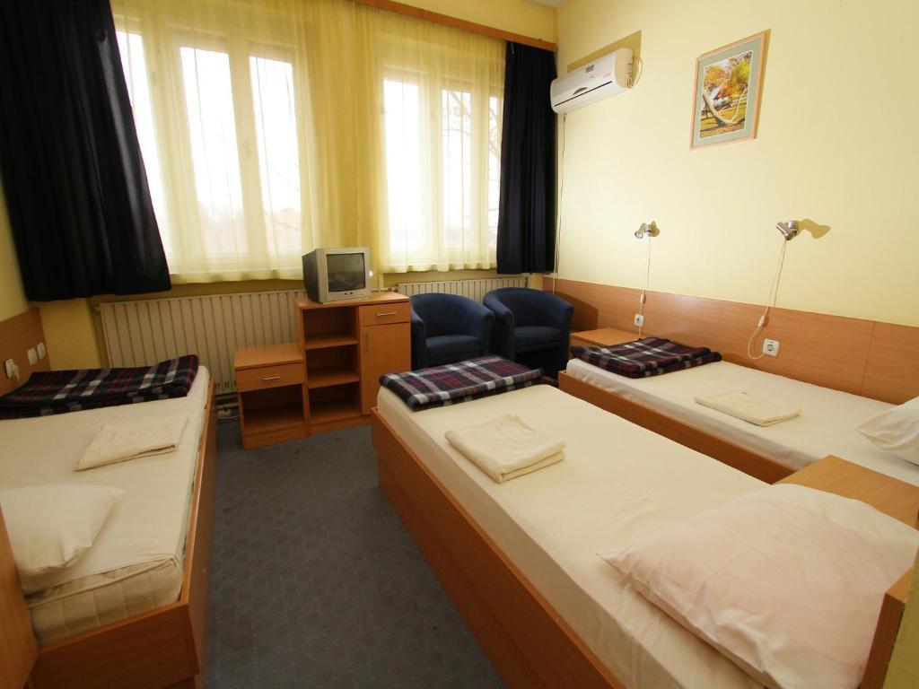 Aleksander A Inn Subotica Room photo